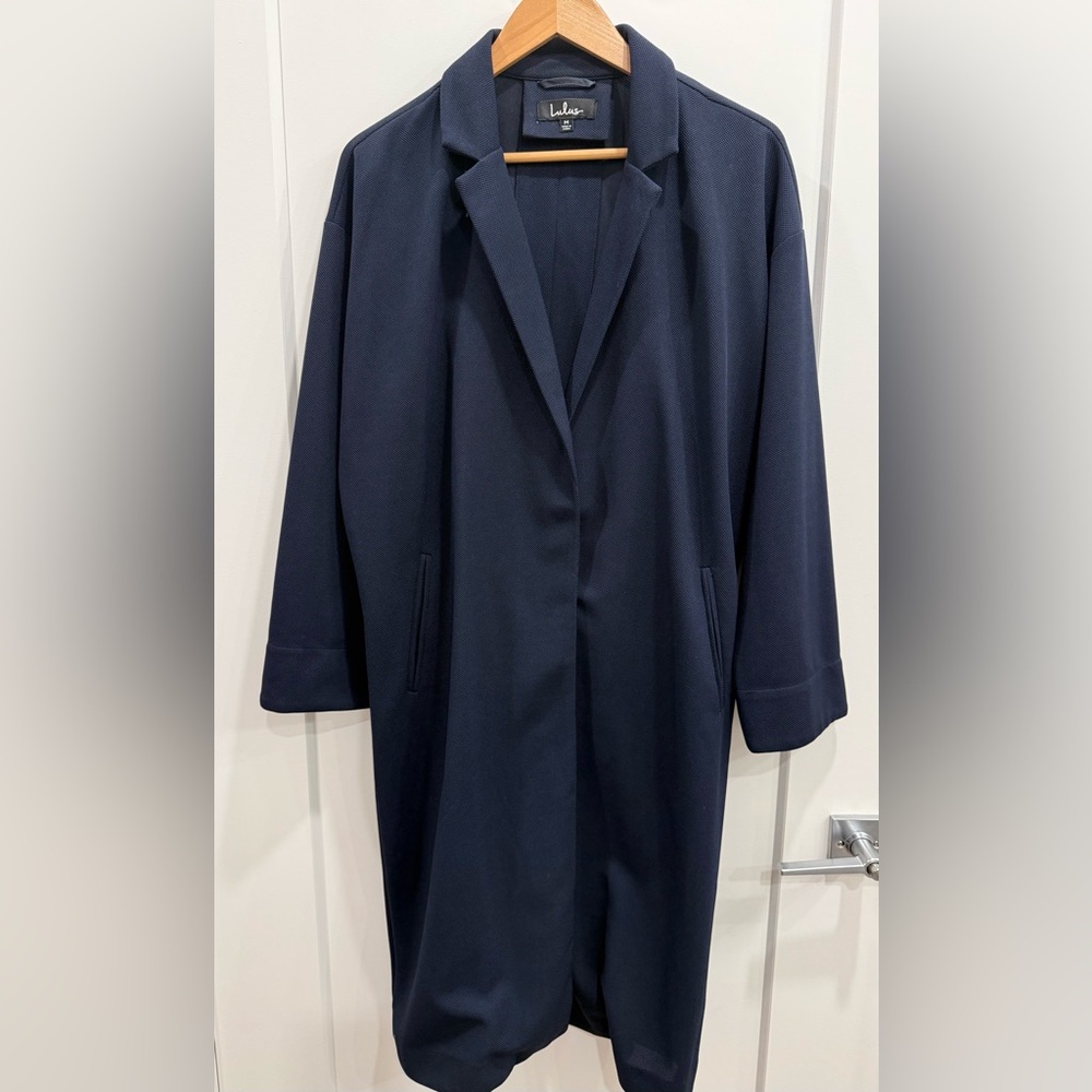 Lulus Woman’s Navy Blue Light Weight Jacket Size Medium